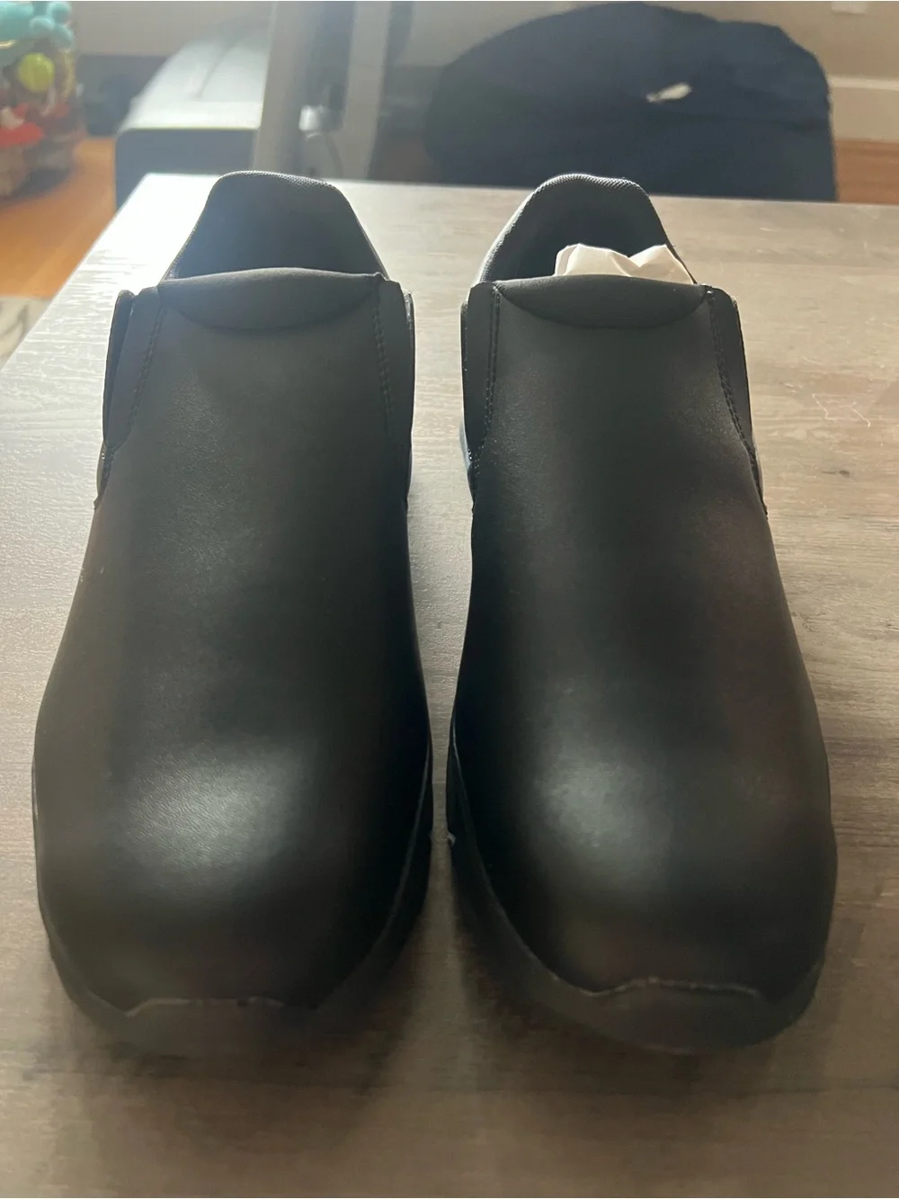 Women’s Slip-On Casual Slip Resistant cater ll Shoes - Black